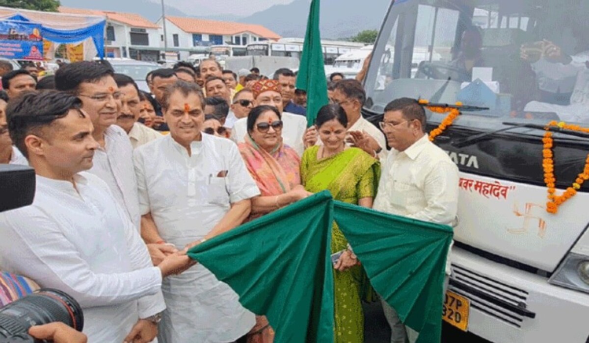 Chardham Yatra 2024: मंत्री डॉ. प्रेमचंद अग्रवाल ने फहराई हरी झंडी और देखे  केदारनाथ धाम में फूलों से सजा आयोजन